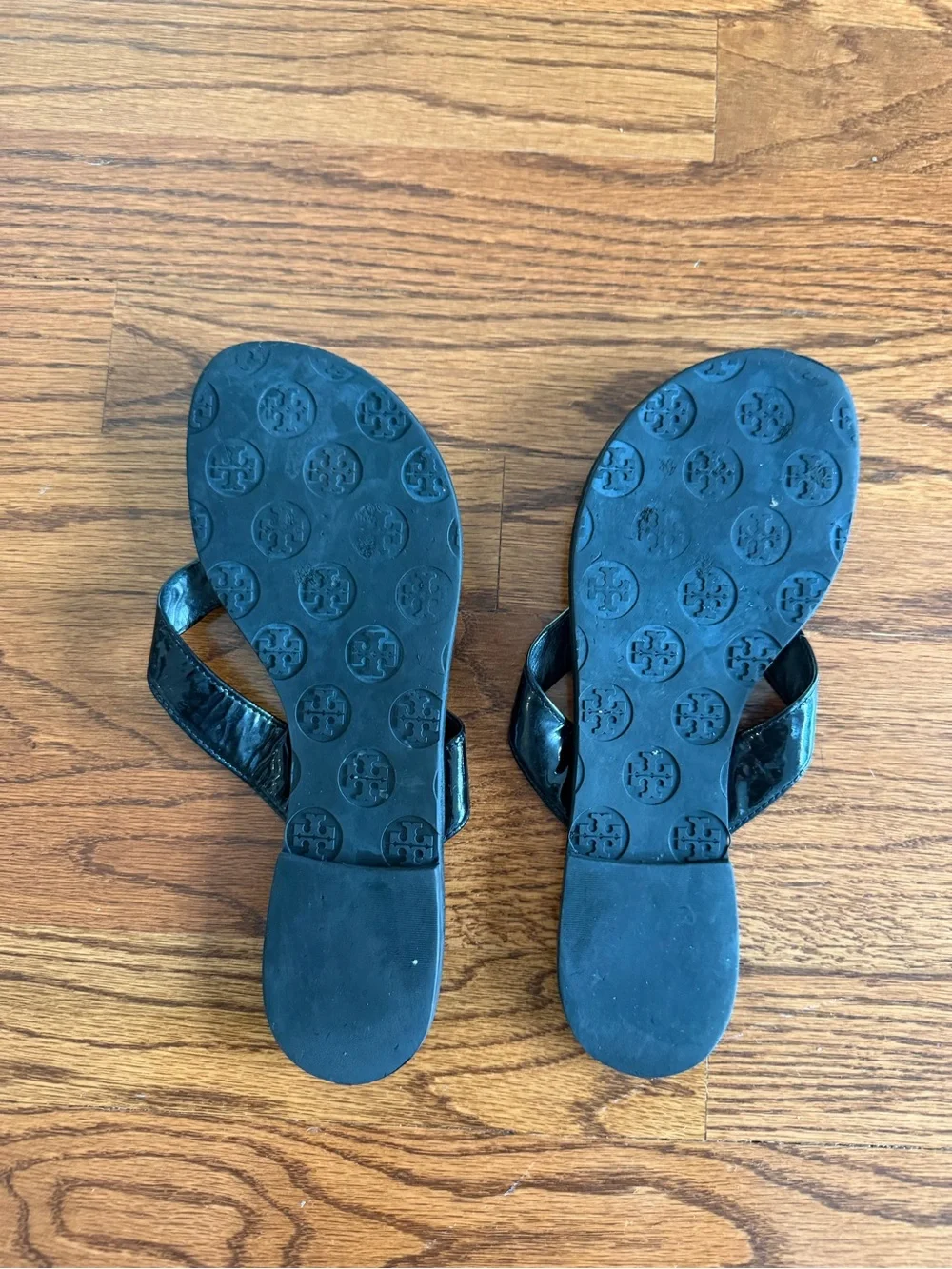 Tory Burch Thor’s Black Logo Thong Sandals 7